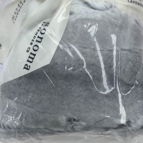 Sonoma Lavender Spa Heat Wrap Platinum Angora Microwaveable Heat Pad Silver NEW - Picture 2 of 16